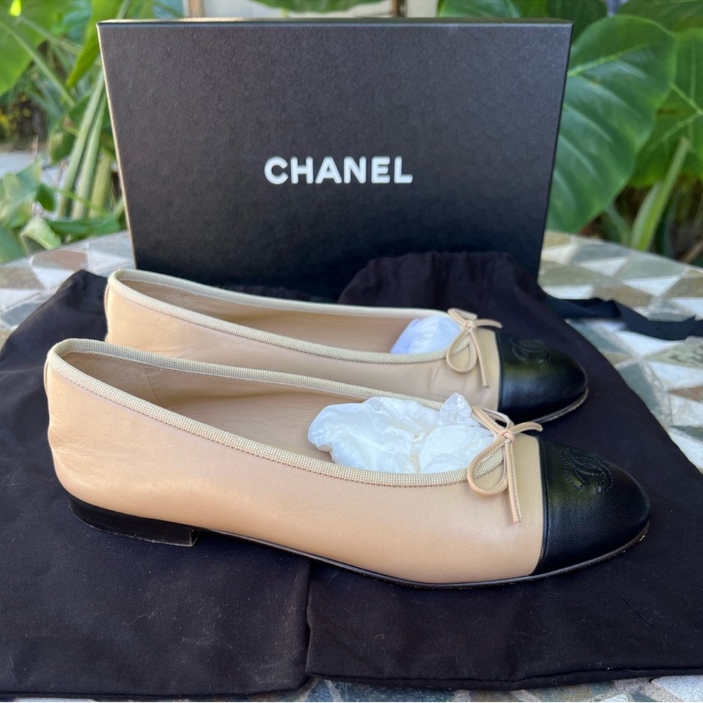 Chanel cap toe cc logo ballet flats classic beige & black - Picture 2 of 11